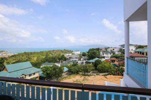 7 Bed Luxury Seaview Villas 5 Mins To Beach