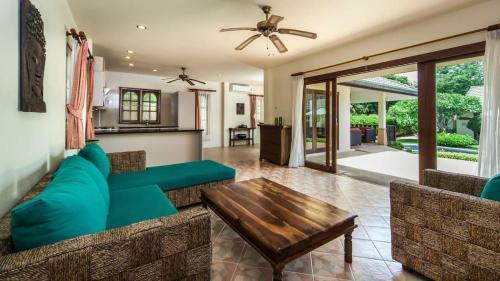 3 Bedroom Pool Villa - 20 Seconds Walk To Beach