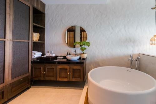 Hotel The Flow Samui Beach Resort