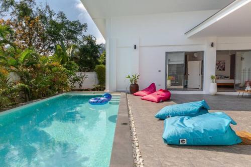 Lady Blue Villa 3 Bedrooms 500m From The Beach