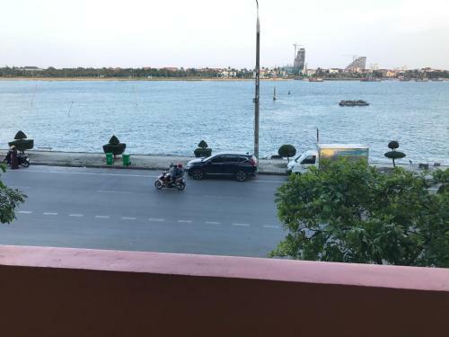 Hostal Nh� Ngh? T? Linh ( Tu Linh Motel)