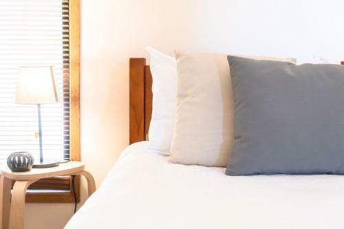 Escape To The Maleny Hinterland This Winter - Pizza Oven, Fireplace, Firepit