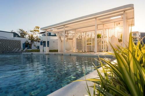 3br Beachfront Jacuzzi Villa@the Crest Santora Hua Hin By Triple B