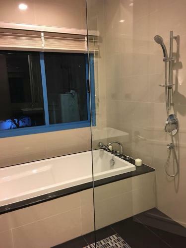 3br Beachfront Jacuzzi Villa@the Crest Santora Hua Hin By Triple B