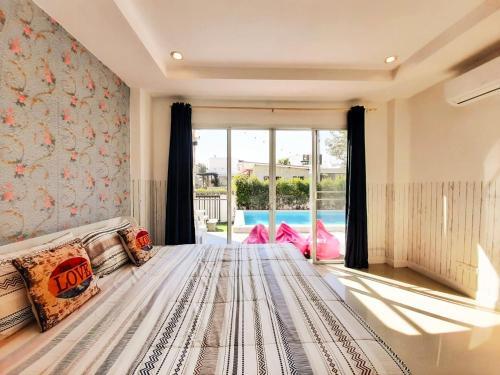 Villa ????????????? ????????? ?????? 3 ??????? ???????????????? 8-15 ??