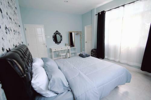 Little Home Poolvilla