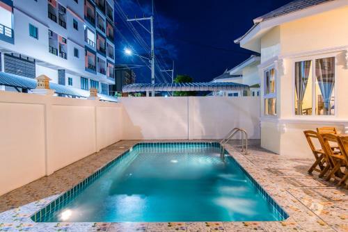 Baan Bussarin Pool Villa Huahin88