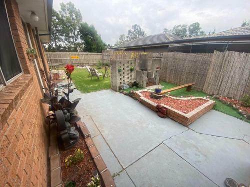 Gunnas Oasis - A Peaceful Spacious Hood With A Private Study/lounge