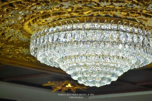 White Boutique Hotel And Spa