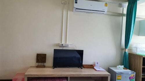 Apartamento Baan Ploy Inn 2