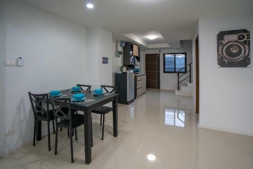 Hostal Le Bis Home