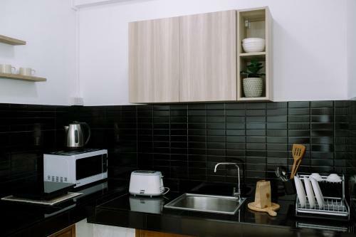 Hostal Like A Local