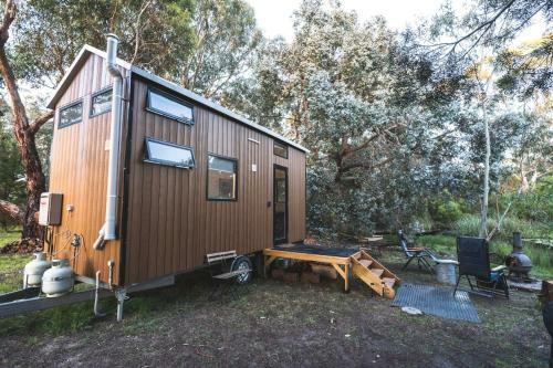 Tiny Hideaway At Cloverhills