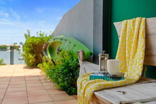 Apartamento Absolute Riverfront Kirribilli Apts Mooloolaba