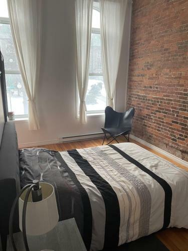 Apartamento Loft Centenaire En Plein Centre de Sherbrooke