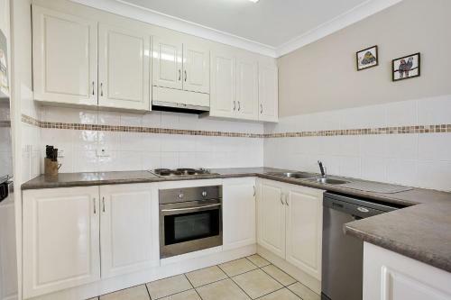 Villa Townhouse On Tomaree - Central To Cbd