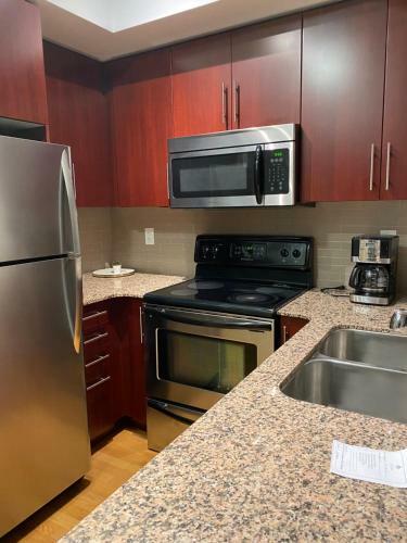 Apartamento Toronto Cn Tower Maple Leaf Square Luxurious 2 Bedroom Condo