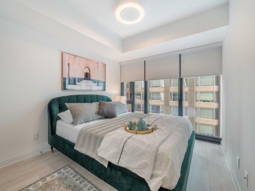 Apartamento Designer 1br + Study Suite In Coveted Yorkville