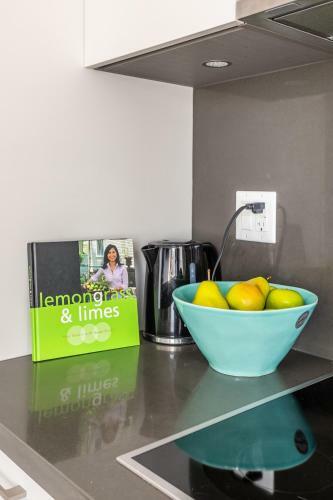 Apartamento Designer 1br + Study Suite In Coveted Yorkville