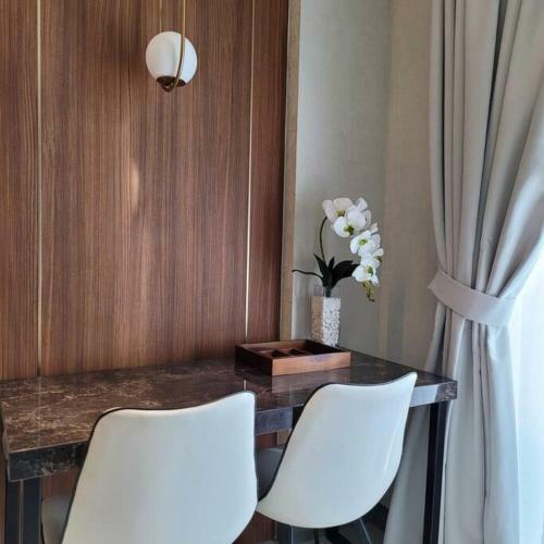 Apartamento Rare !!! - 2br Anderson Highest Floor 37 - City View