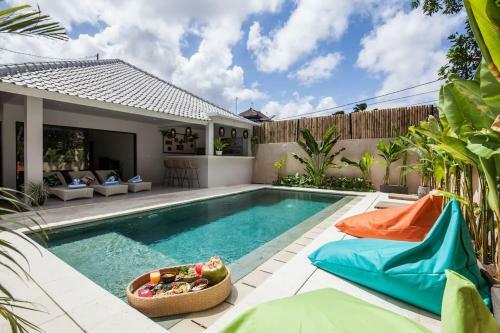 3br Charming Villa, Walking To Beach,eating Street