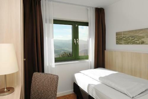 Hotel Haus Maria Lindenberg