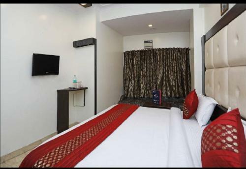Hotel Hi Life- By Rsl Hospitality