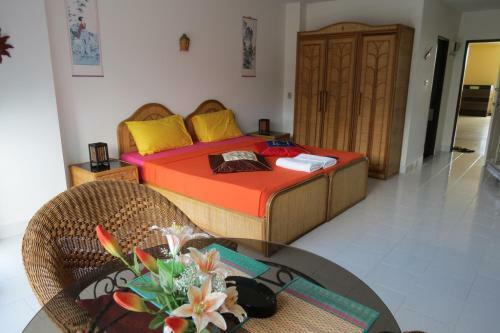 B&B View Talay 1b By Franco Jontiem