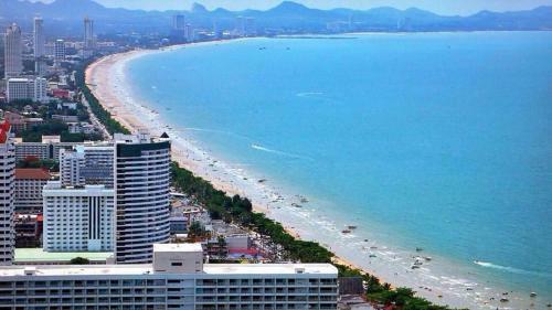 B&B View Talay 1b By Franco Jontiem
