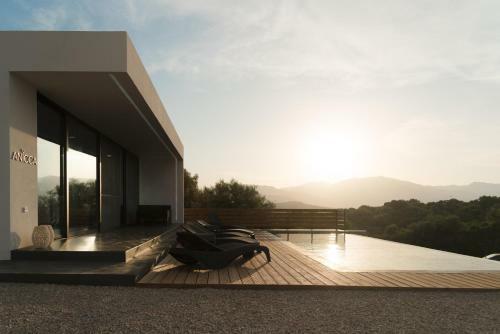Villa Anicca
