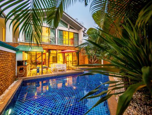 Villa 4poolvillas