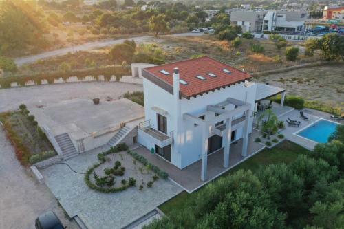 La Luna Villa