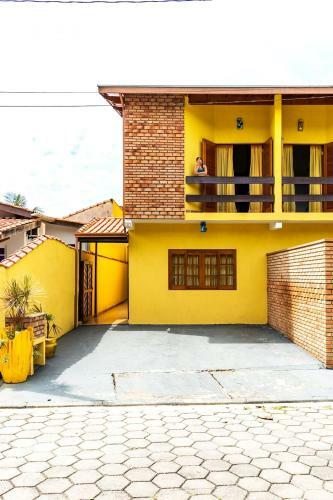 Casa Na Praia Em Condominio Fechado Com Lazer