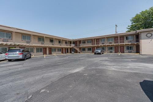 Hotel Broadway Inn