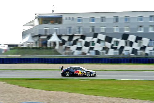 Hotel Etropolis Motorsport Arena