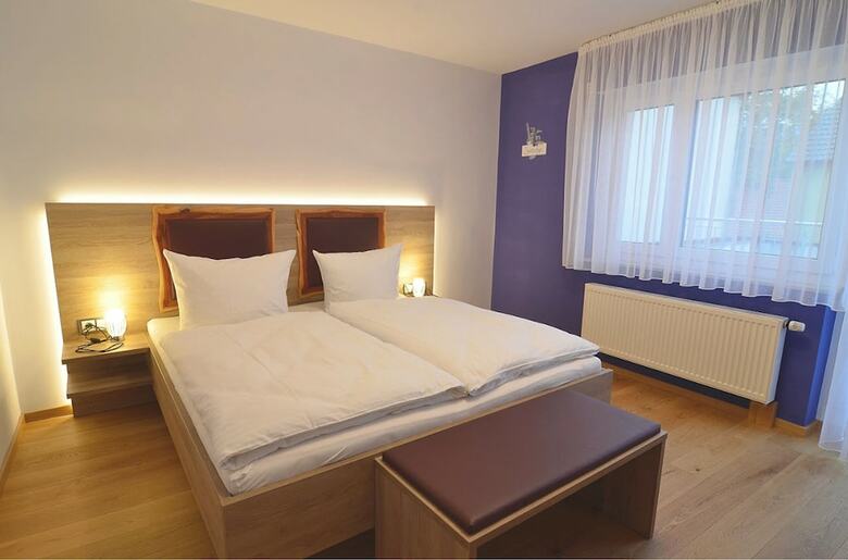 Rothweinhotel