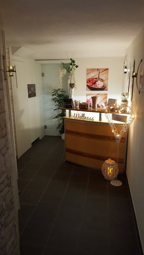 Rothweinhotel