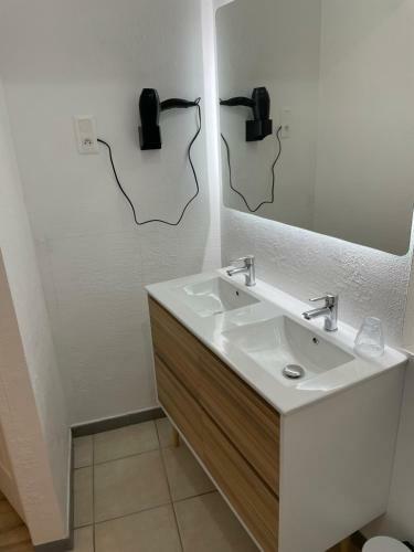Hostal Chambre Du Cloitre Couvent Des Carmes