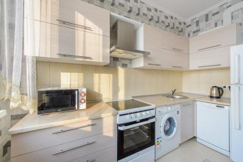 Apartments On Kazybek By 125/1 Floor 6