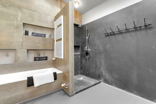 G5 - Penthouse Apartment