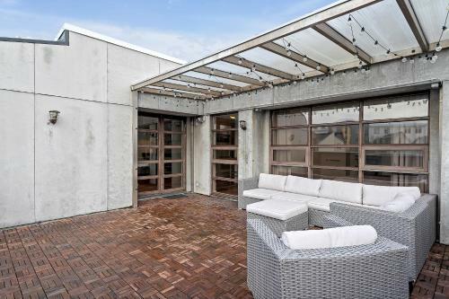 G5 - Penthouse Apartment