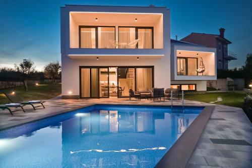 New 2022 Villa Ante