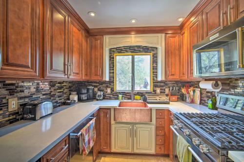 Beautiful Big Bear Home - 5 Mi To Ski Resort!