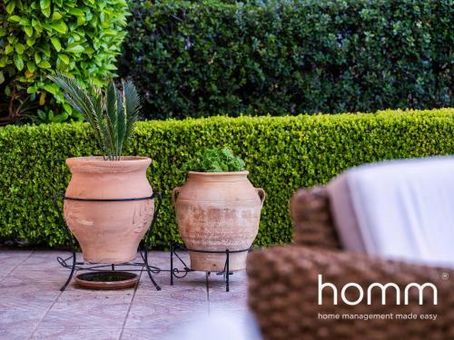 Villa Phoceus Homm Residence With Pool & Garden