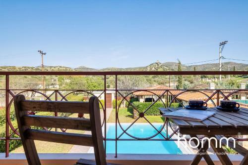 Villa Phoceus Homm Residence With Pool & Garden