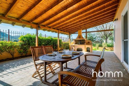 Villa Phoceus Homm Residence With Pool & Garden