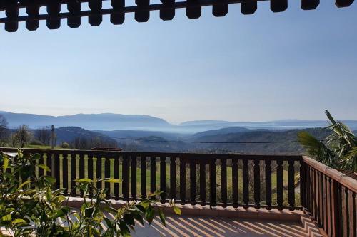 Apartment Mirella For 6 Persons Located In Central Istria