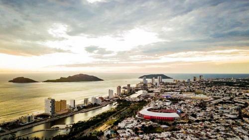 Estadio Acuario Malecon Playa Parque Central Gran Plaza