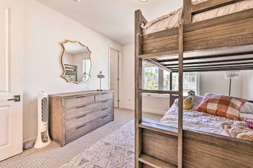 Apartamento Luxe Retreat With Rooftop Less Than Half Mi To Beach!