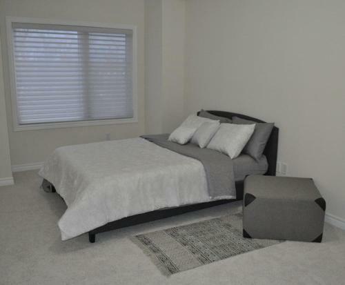 Villa Modern Luxurious Forest Backing Townhouse In Toronto-gta